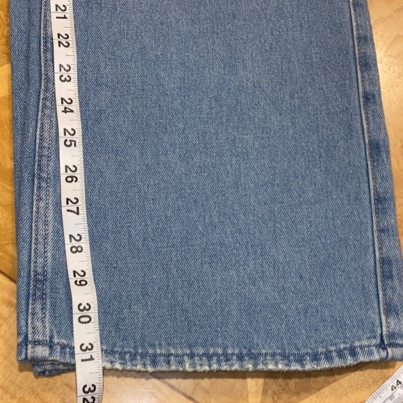 NWT!! Hollister Ultra High Rise Baggy Jeans Size 25R / 0R - Picture 14 of 15